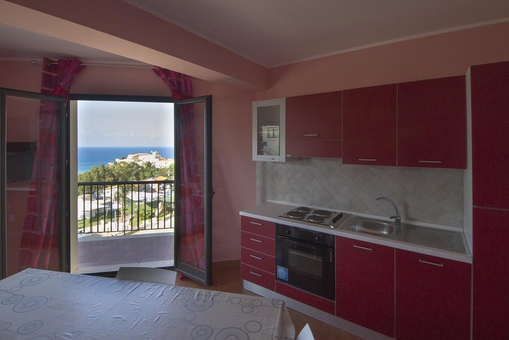 Tus'Hotel Apartments Tusa Extérieur photo